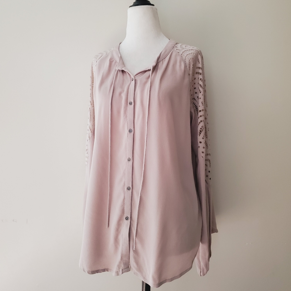 Gentle Fawn Lace Inset Button Down Blouse - Picture 12 of 16